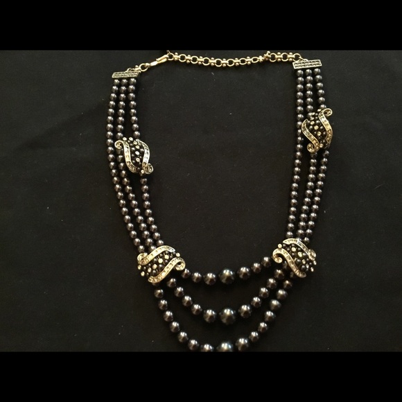 Beautiful Heidi Daus 3 Strand Necklace & Earring
